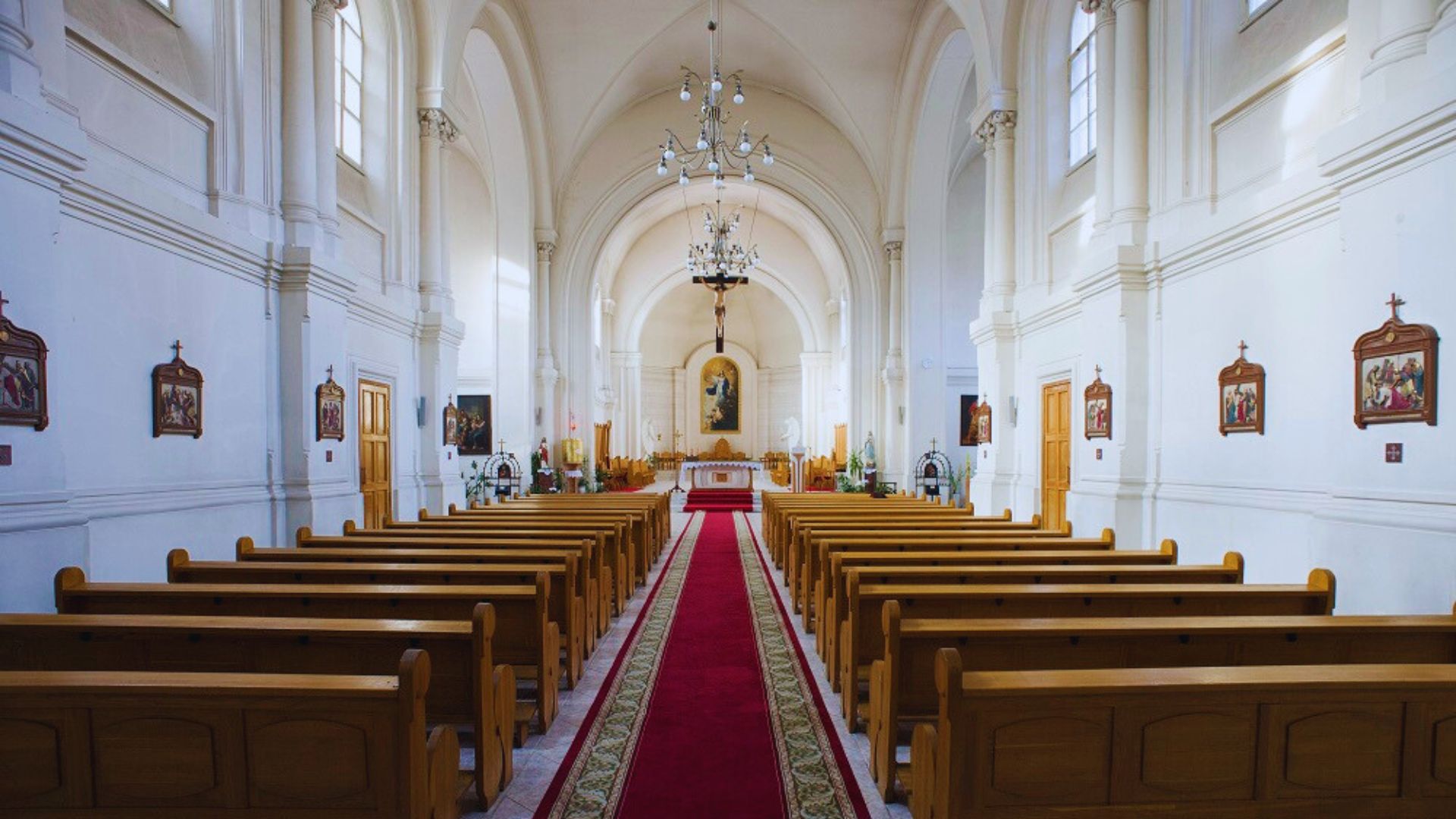 Афиша: Орган при свечах. Топовые саундтреки и космос Баха в Санкте-Петербург 9 мая 2026