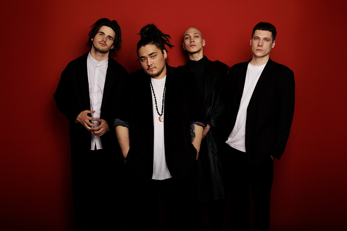 

Билеты на 3333 (Море Музыки)