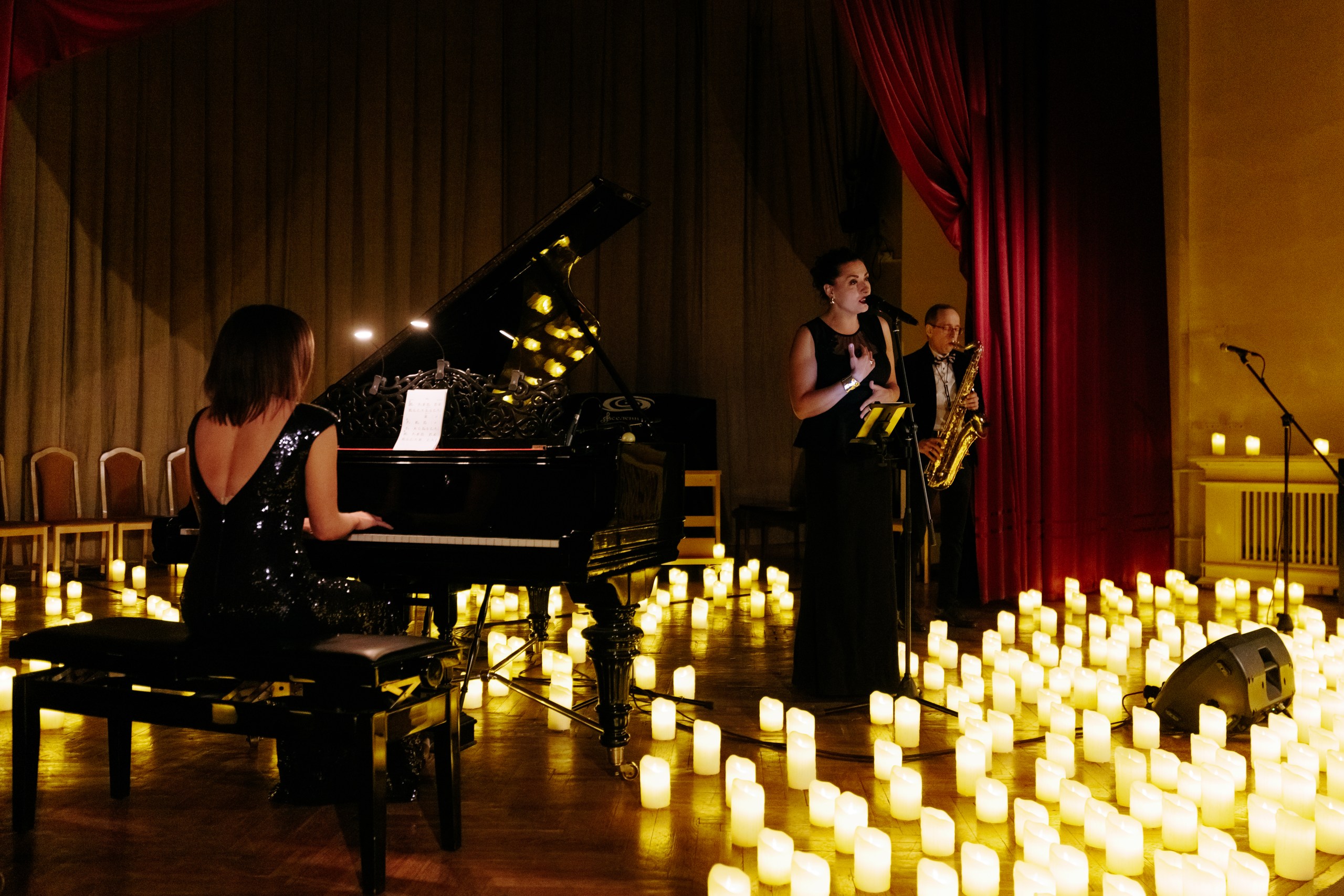 

Билеты на Джаз в свете свечей (Музей «Интеграция» им. Островского)