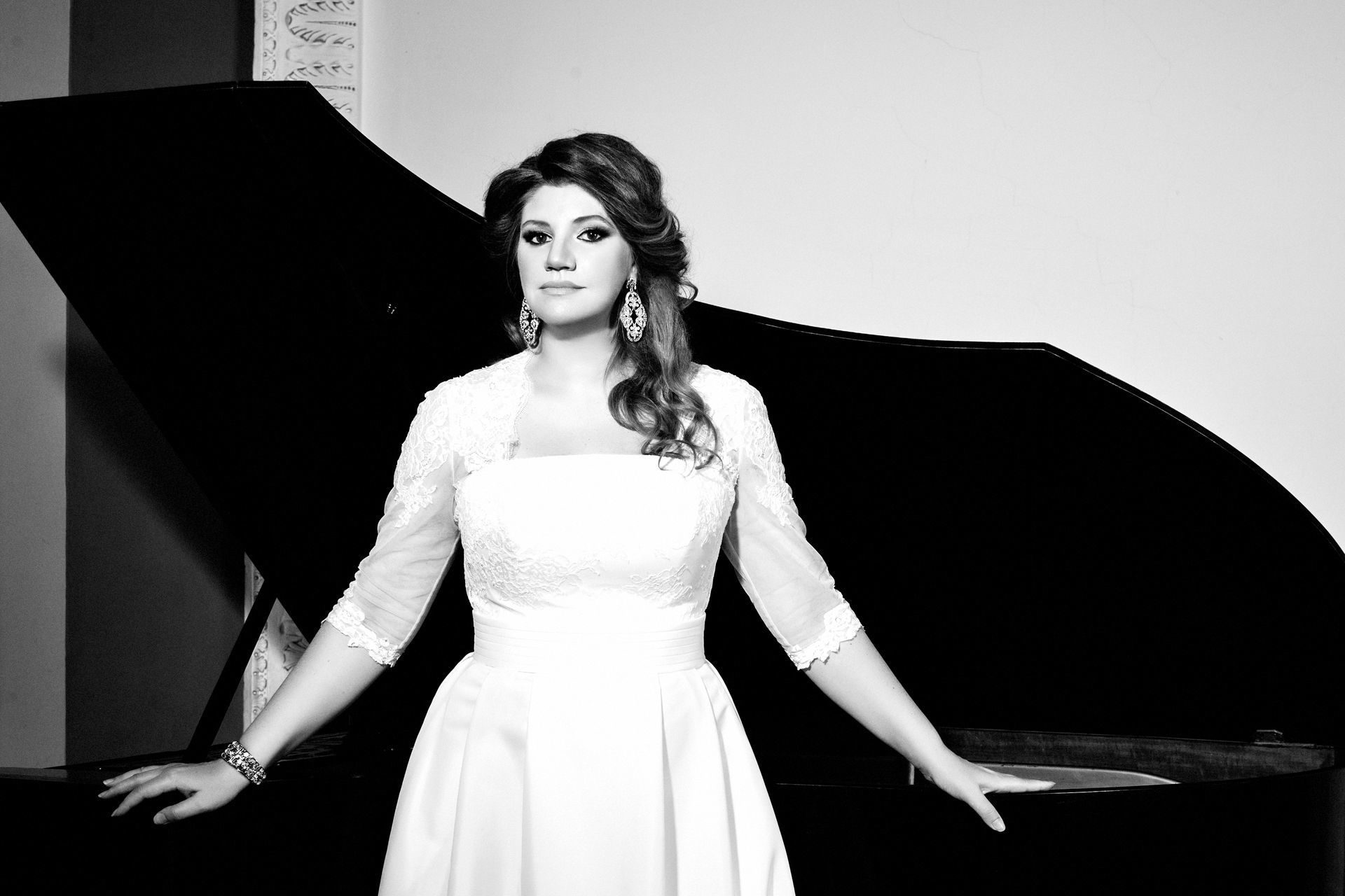 

Билеты на Дольче вита. История неаполитанской песни (Музыкальная квартира на Тверской)