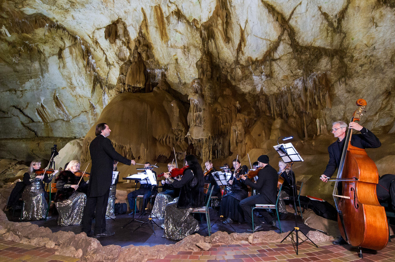 

Билеты на Новая гармония. Звуковой сплав 6 (Пещера «Мраморная» (Мраморное))