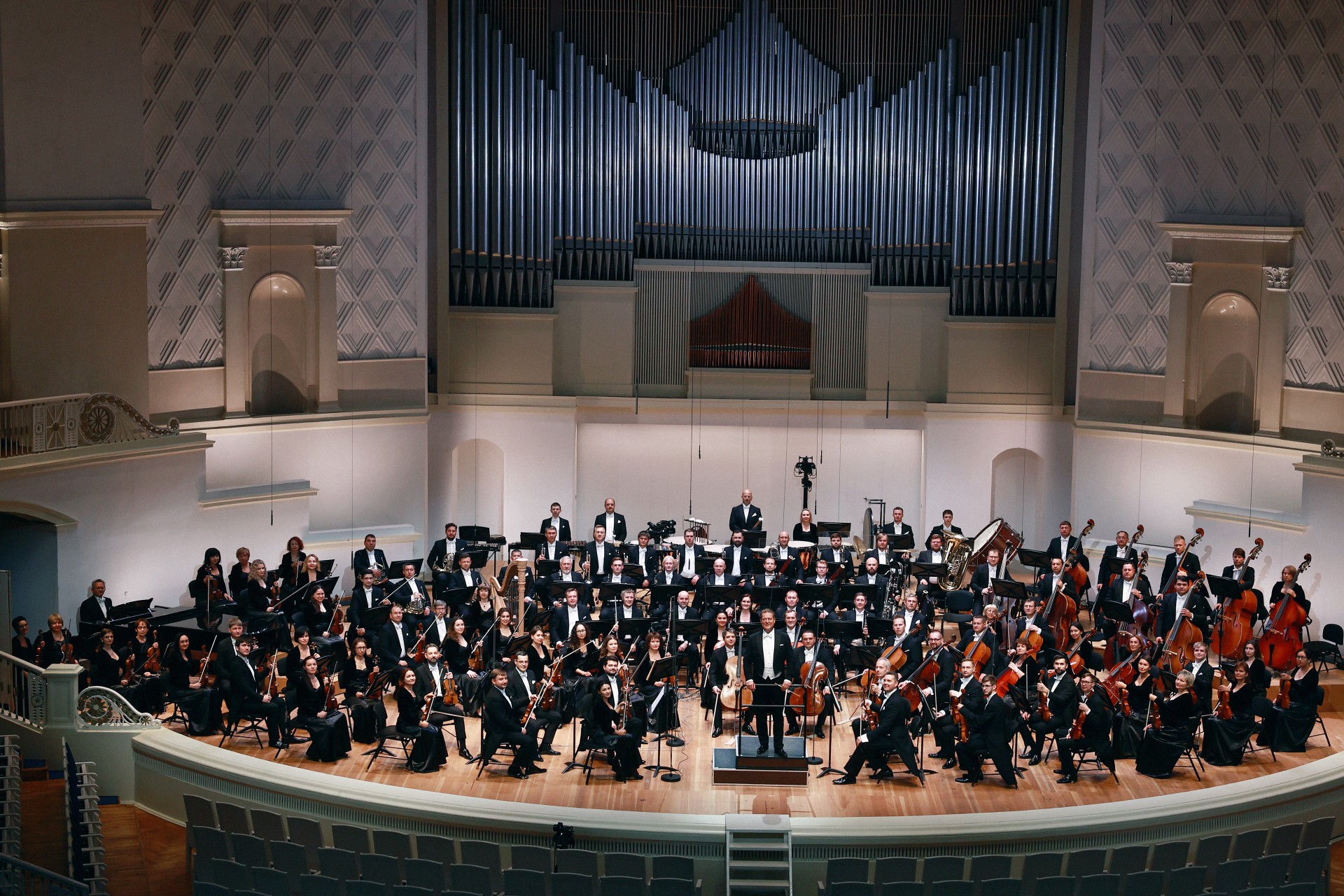 

Билеты на Александр Сладковский, Энджел Вонг и ГАСО Республики Татарстан (Филармония им. Шостаковича. Большой зал)
