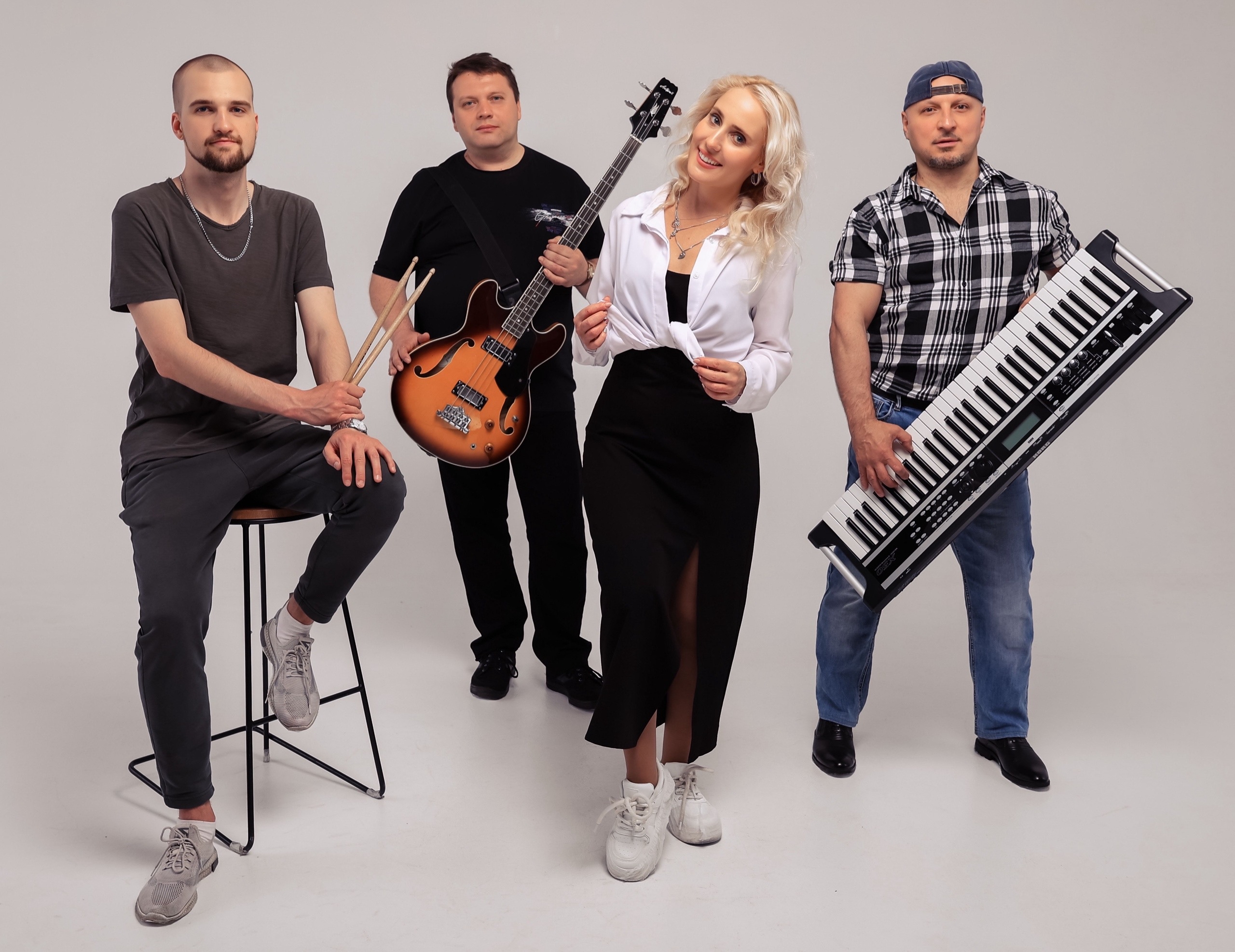 

Билеты на Pro любовь & Rock’n’Roll (Музыка кофе и вина (МКВ))