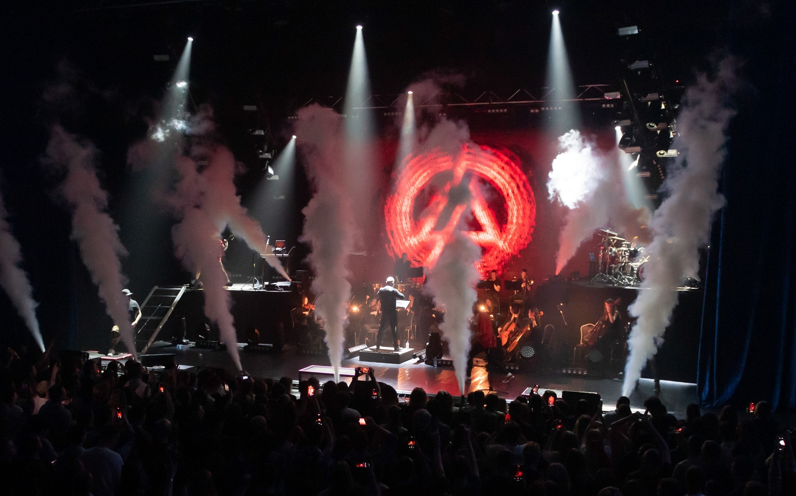 

Билеты на Live Band & Symphony Orchestra. Трибьют-шоу Linkin Park (Янтарь-холл (Светлогорск))