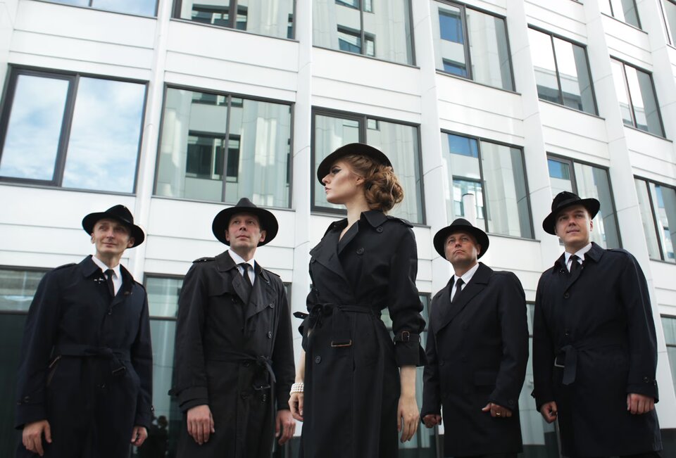 Elena et les Garçons. Истории из Парижа