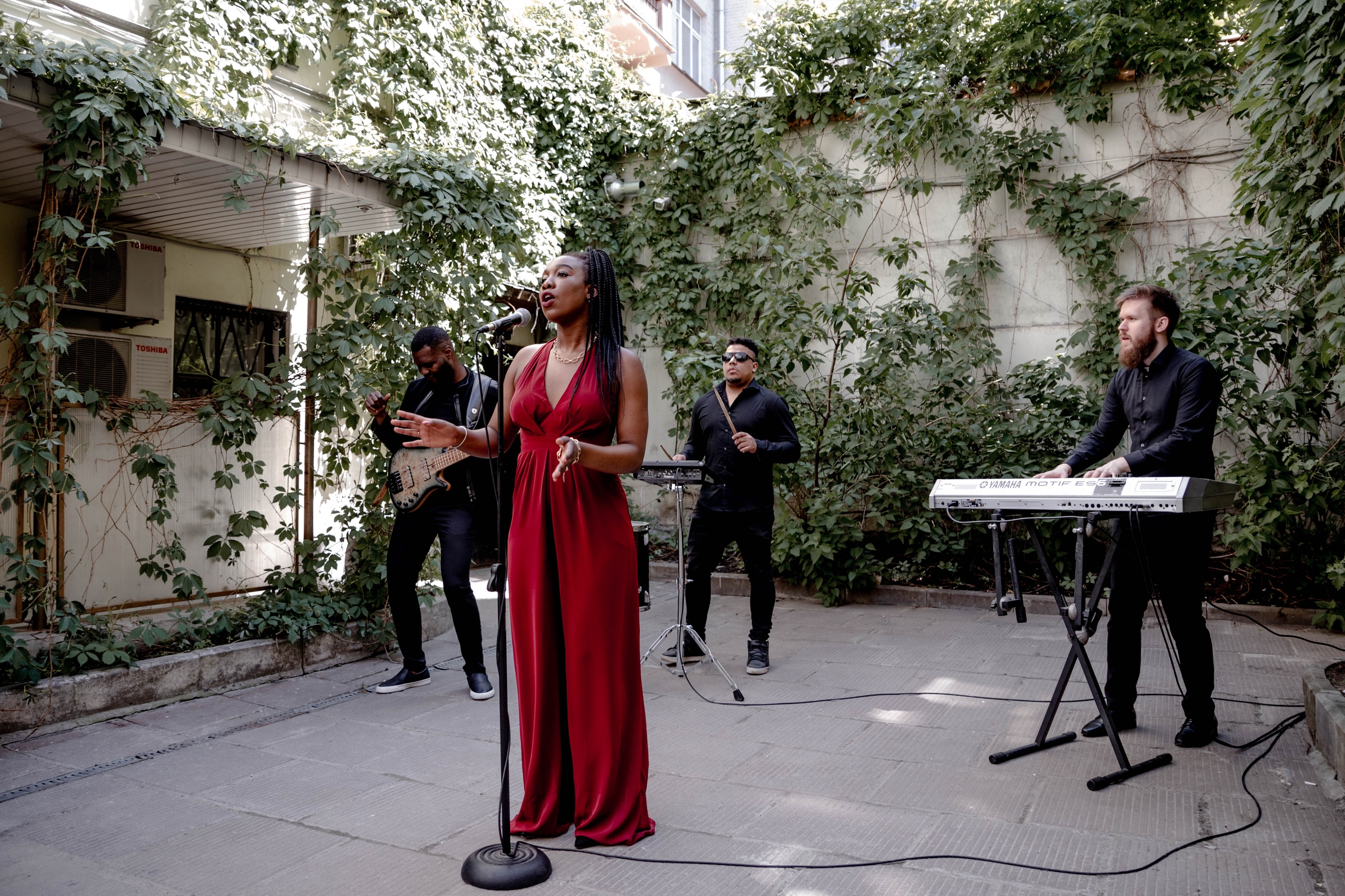 

Билеты на Somewhere Music Session (Эссе)