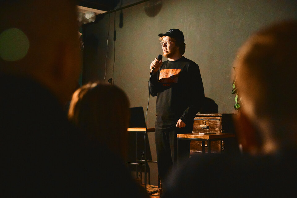 Смех и слайды