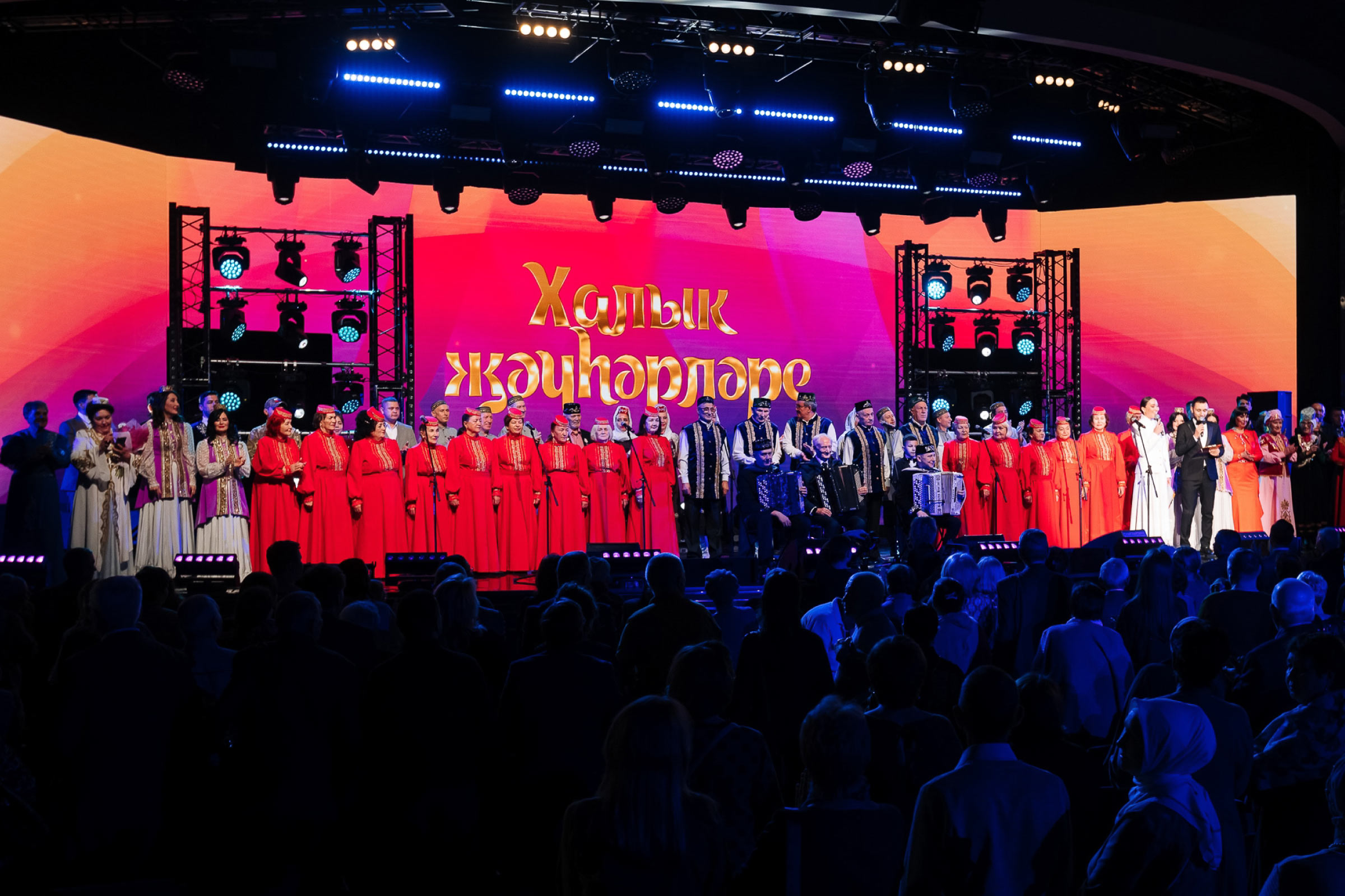 

Билеты на Халык җәүһәрләре / Народные жемчужины (Театр им. Тинчурина. Новое здание)