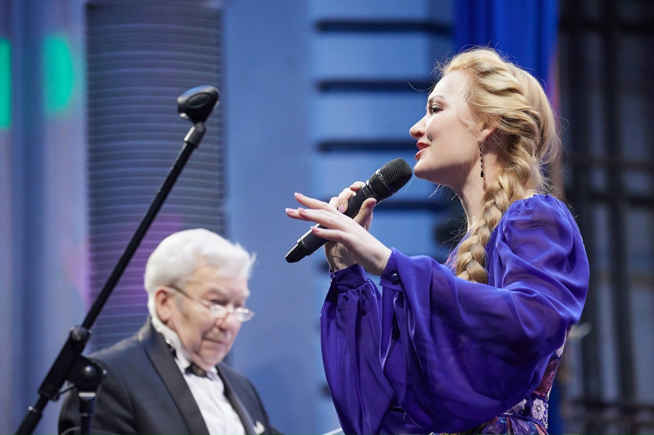 

Билеты на Песня, которая в сердце (Филармония. Камерный зал)