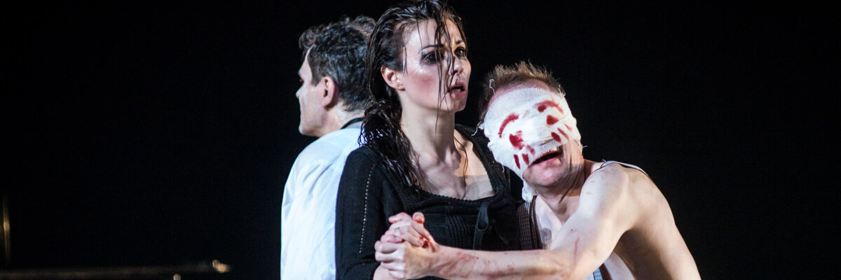 Барабаны в ночи