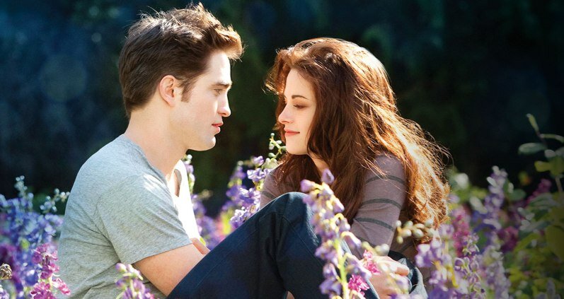 Сумерки. Сага. Рассвет: Часть 2