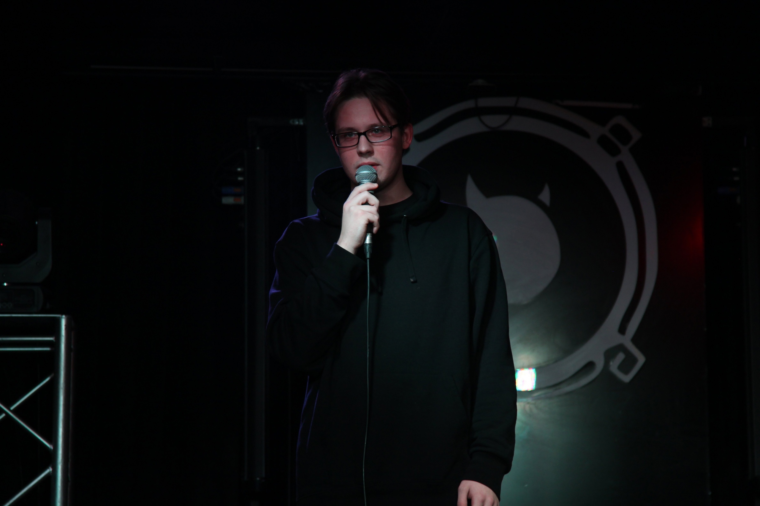 

Билеты на Глеб Капелюх. Шутки и фокусы (Stage StandUp Club)