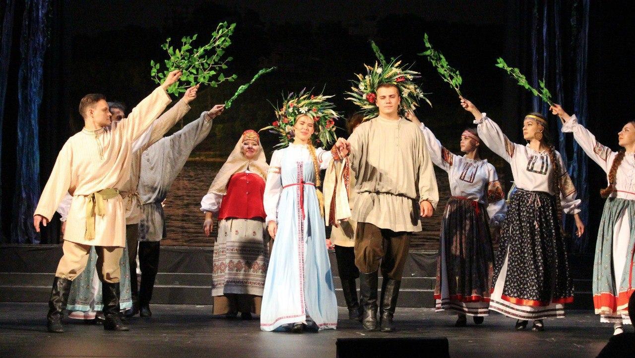 

Билеты на Аленький цветочек (ДК железнодорожников)