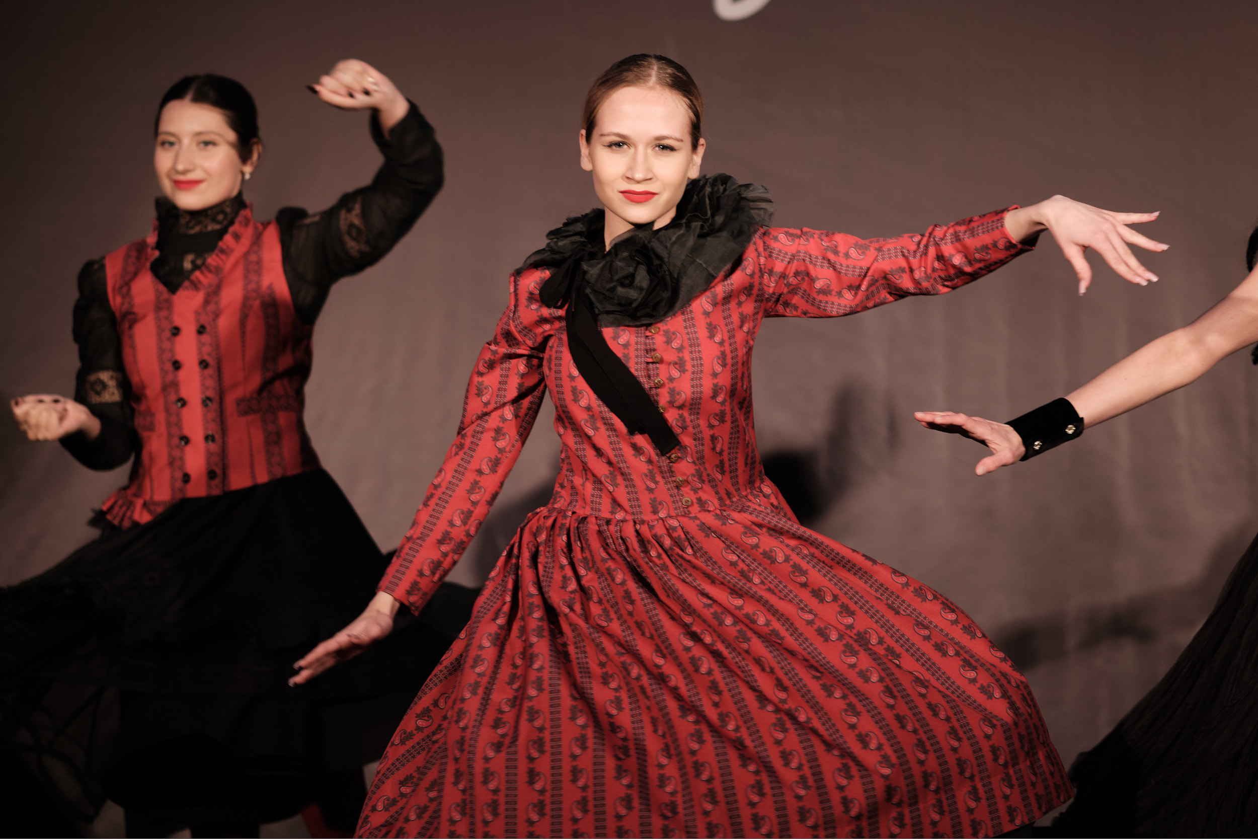 

Билеты на Модный концерт (Театр «Пастила» в Музейном саду)