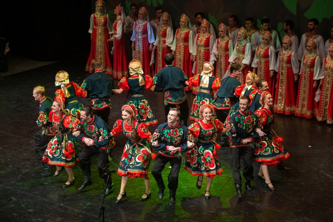 

Билеты на Омский русский народный хор (Филармония)