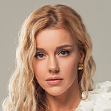 Юлианна Караулова афиша