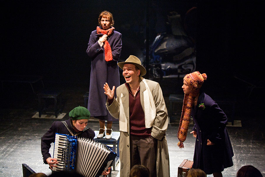 

Билеты на Пять вечеров (Молодёжный театр на Фонтанке)