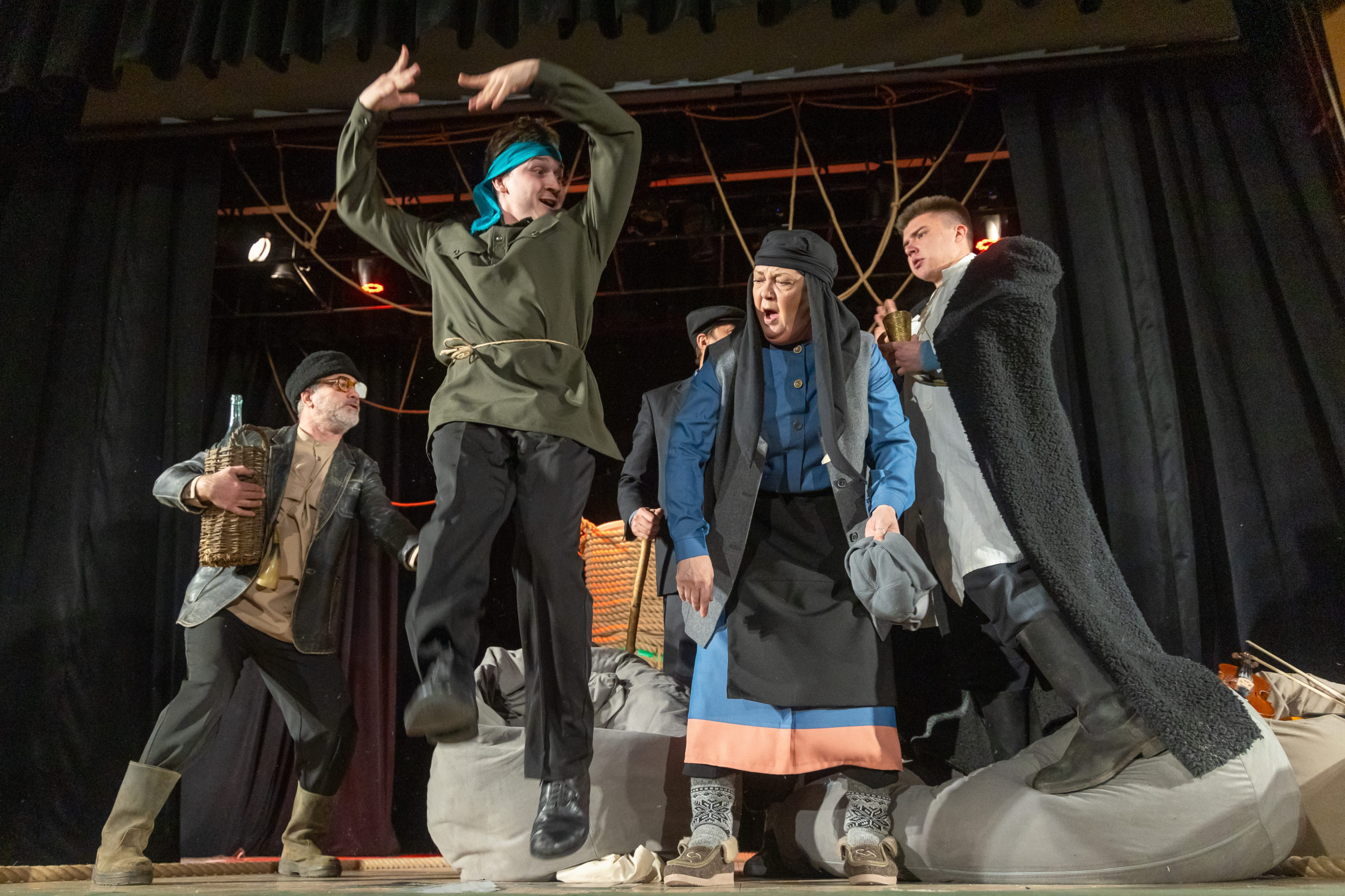 

Билеты на Я, бабушка, Илико и Илларион (ТЮЗ)