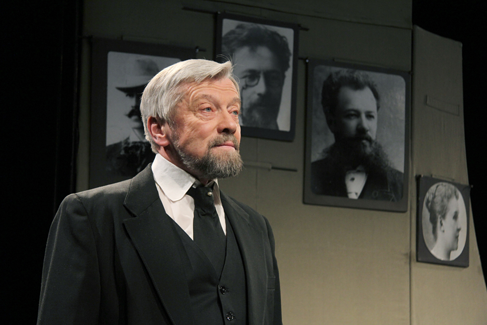 

Билеты на Семь жизней Немировича-Данченко (МХТ имени А. П. Чехова)