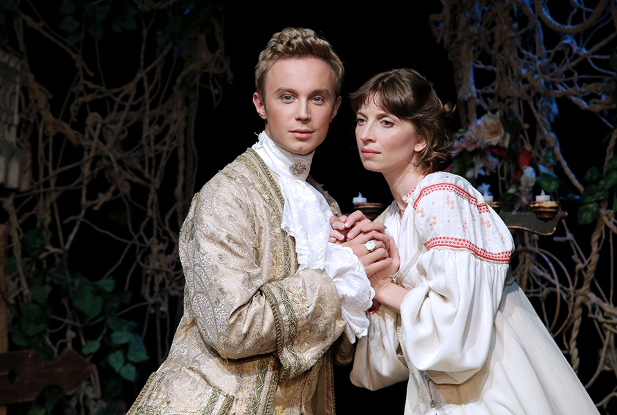 

Билеты на Бедная Лиза (У Никитских ворот)