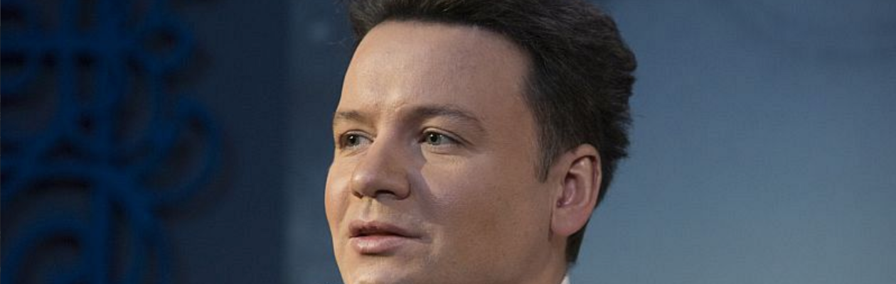 Аленький цветочек. Читает с оркестром Александр Олешко