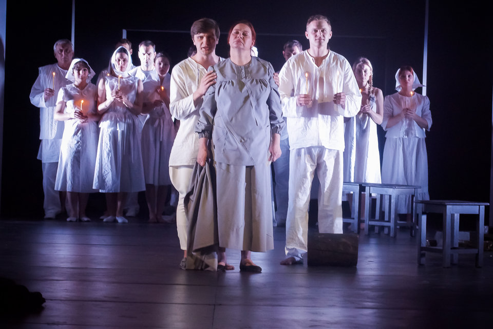 Матерь человеческая