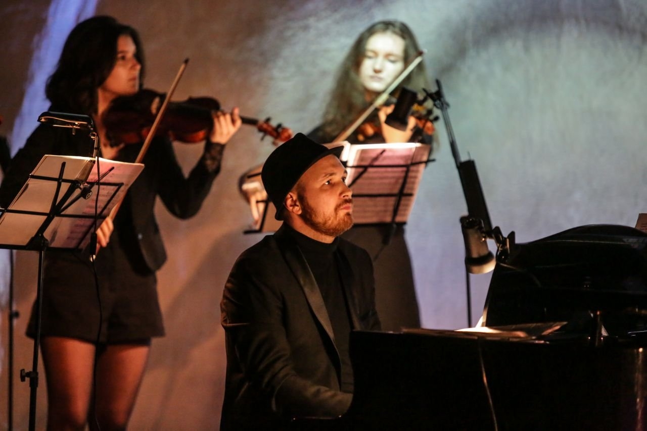 

Билеты на Neorchestra. Шедевры киномузыки (Дворец «Губернаторский»)