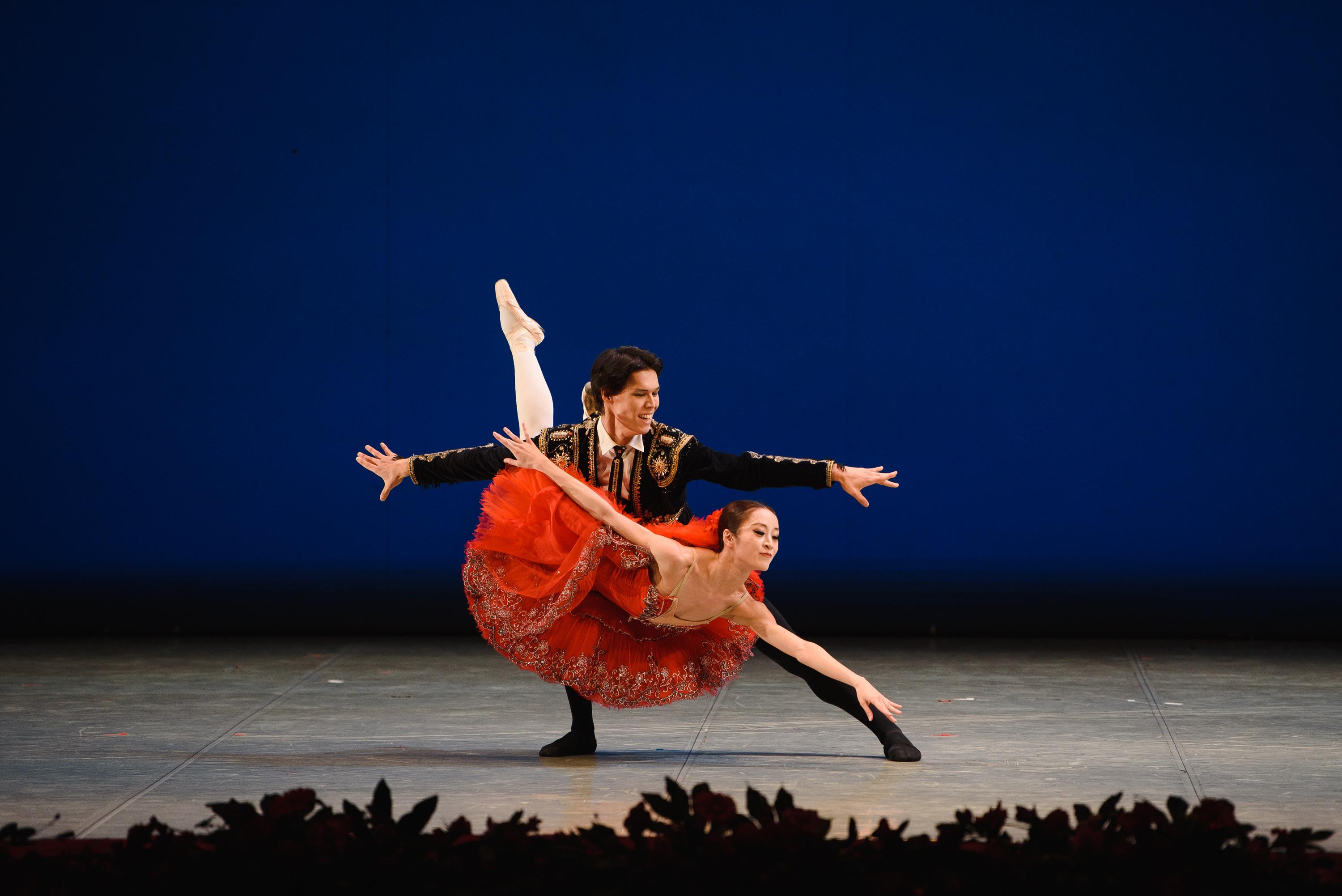 

Билеты на I тур конкурса «Арабеск» (Театр оперы и балета им. П. И. Чайковского)