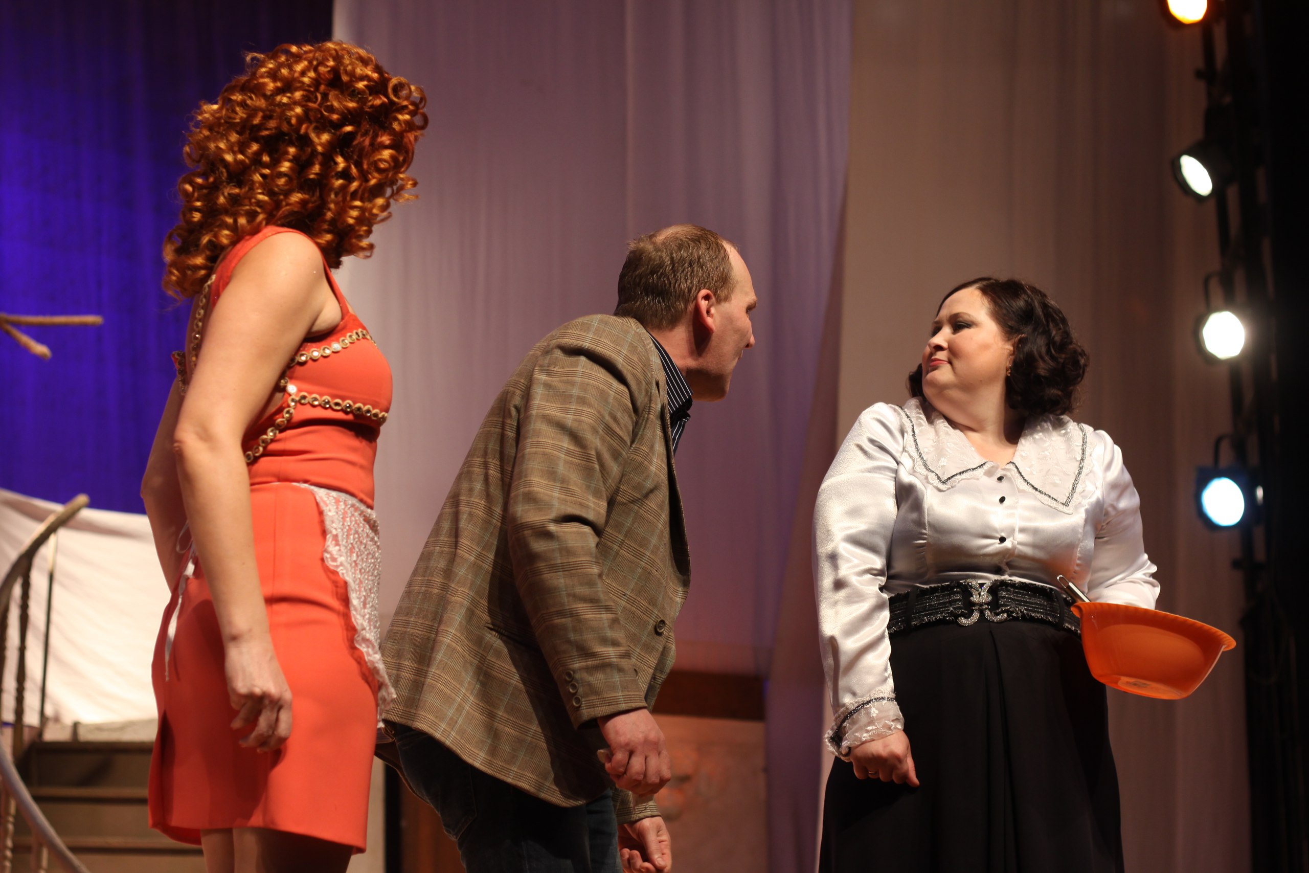 

Билеты на Гарнир по-французски (Молодёжный театр РБ им. Мустая Карима)