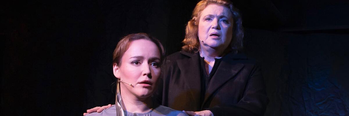 Материнское поле