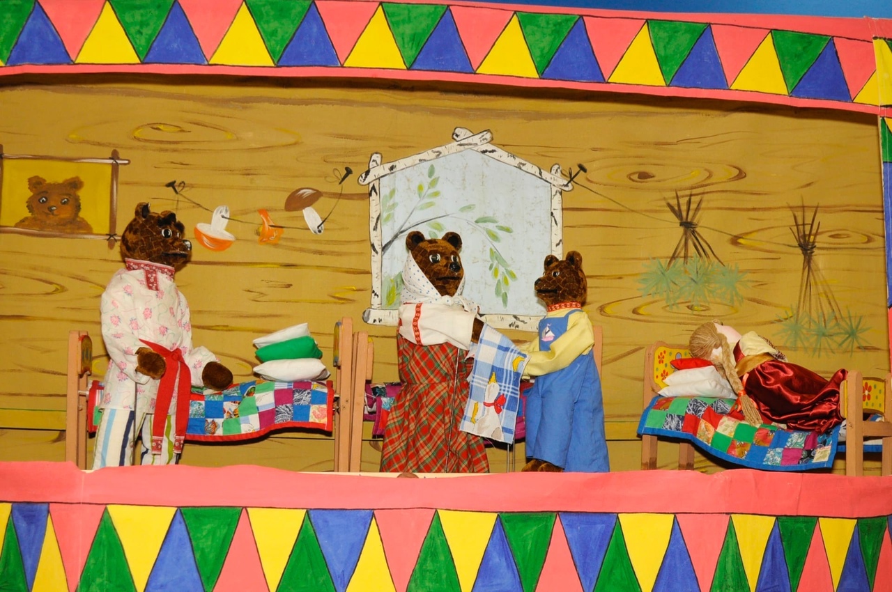 

Билеты на Три медведя (Зазеркалье)