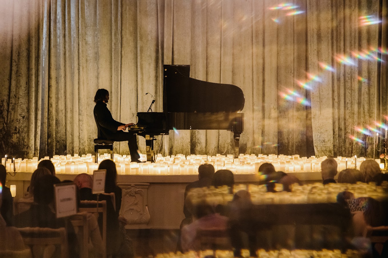 

Билеты на #В_Свечах: Неоклассика (Дворец Великого Князя Владимира)