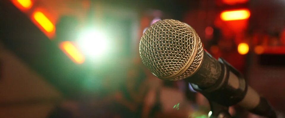 Концерт для актёра с оркестром