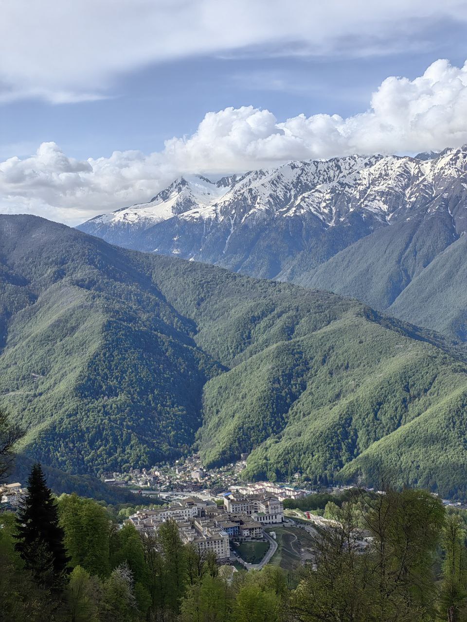 

Билеты на Горные курорты: «Красная Поляна», «Роза Хутор», «Газпром» («Красная Поляна», «Роза Хутор», «Газпром». Авторская экскурсия)