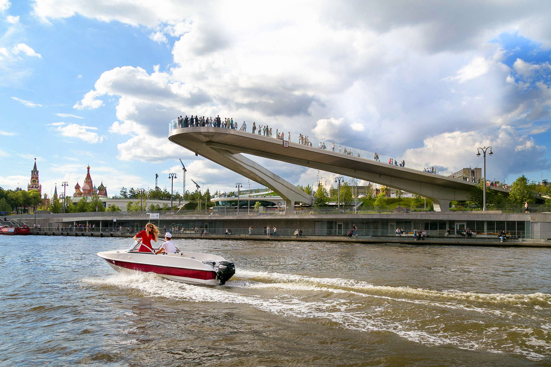 

Билеты на Прогулка на катере без капитана по Москва-реке (Прогулка по Москве-реке)