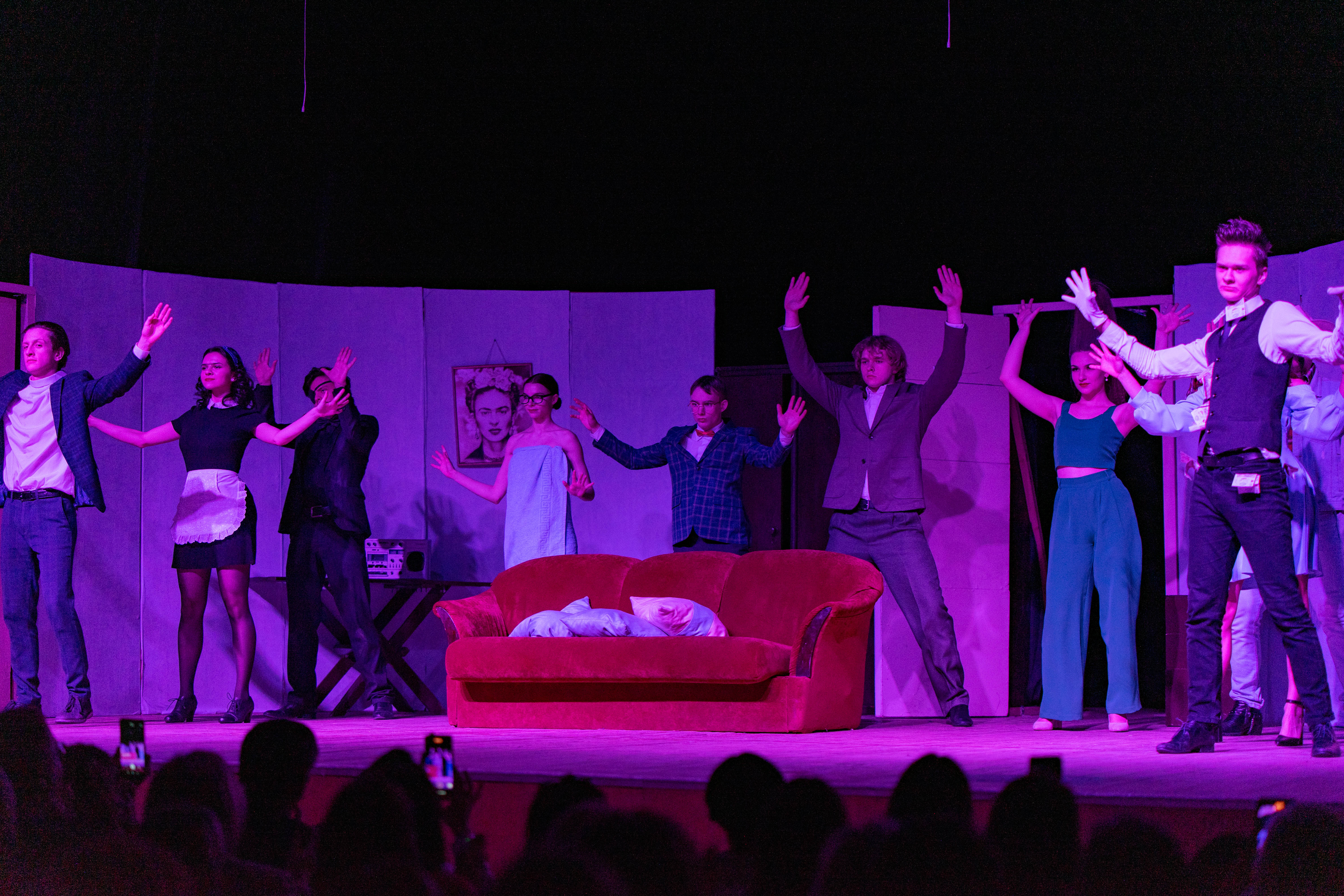 

Билеты на Она с Кубы (Дом народного творчества и досуга)