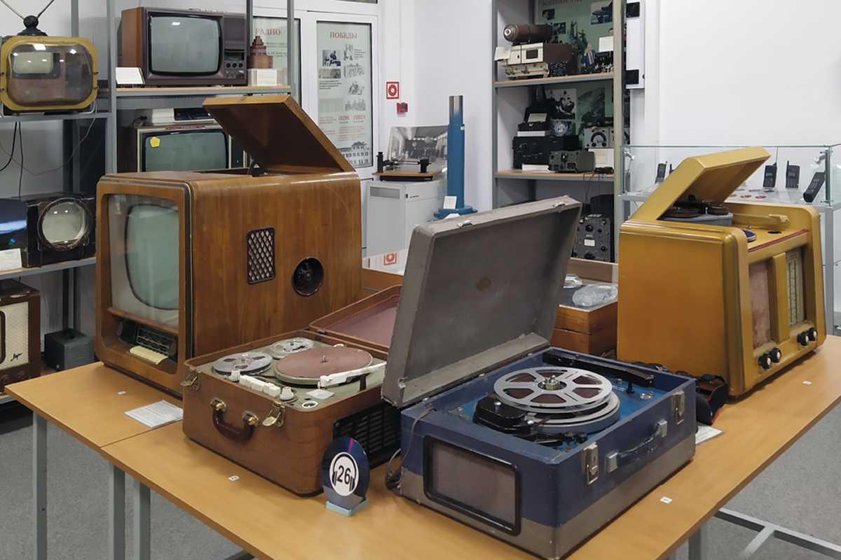 

Билеты на История НРЛ. История радио и радиотехники (Нижегородская радиолаборатория)