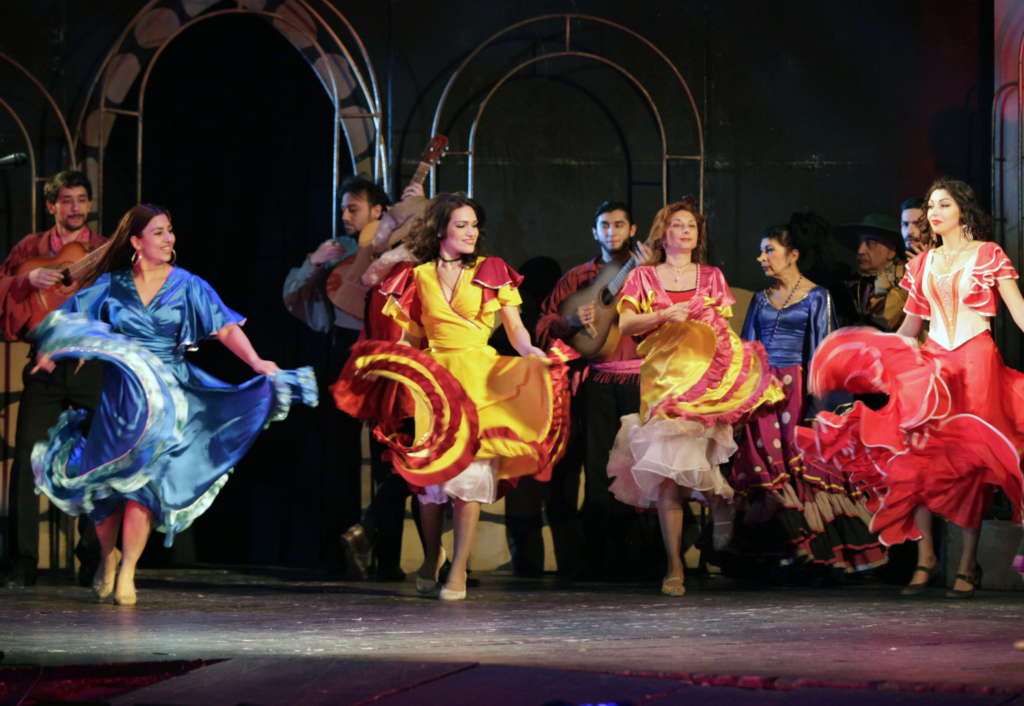 

Билеты на Графиня-цыганка (Ромэн)