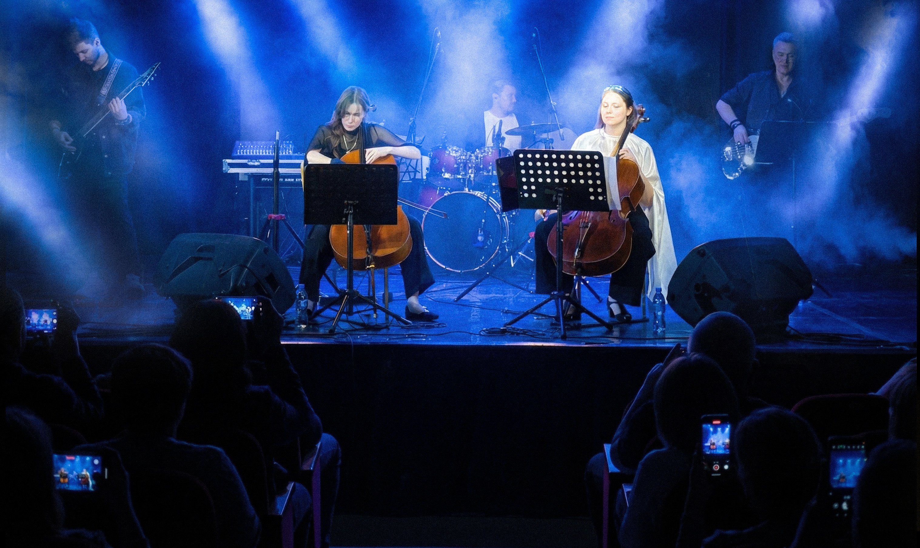 

Билеты на Квинтония. Рок на виолончелях (Лепсе)