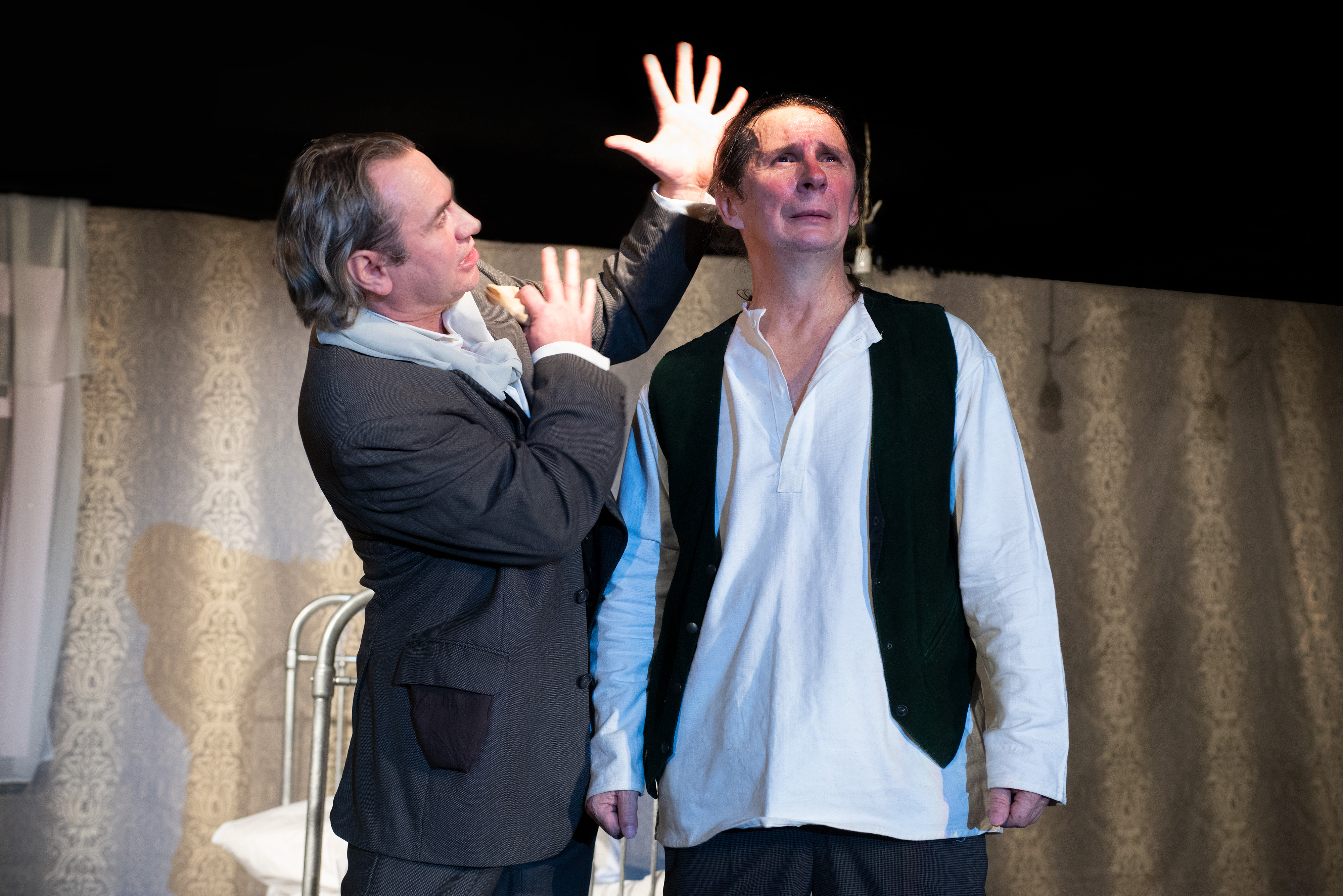 

Билеты на Самоубийца (Остров)