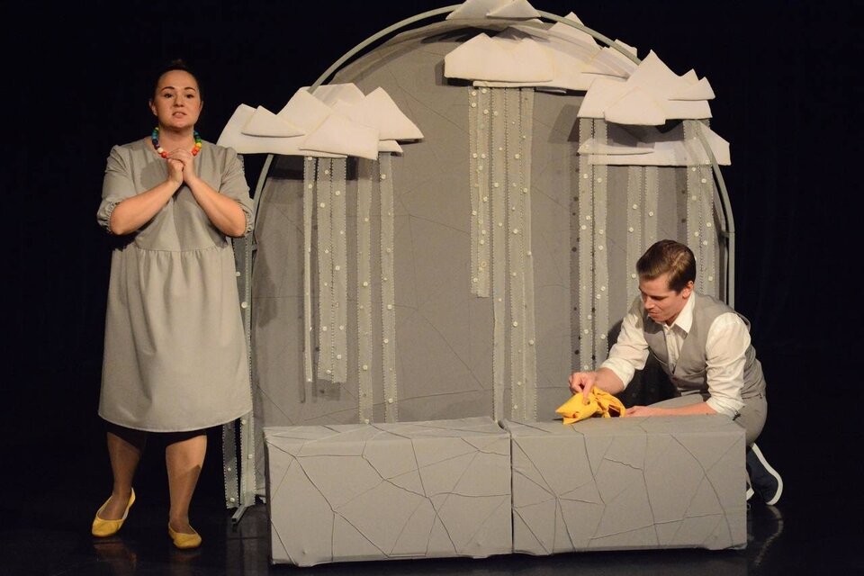 Хамелеон идёт в гости