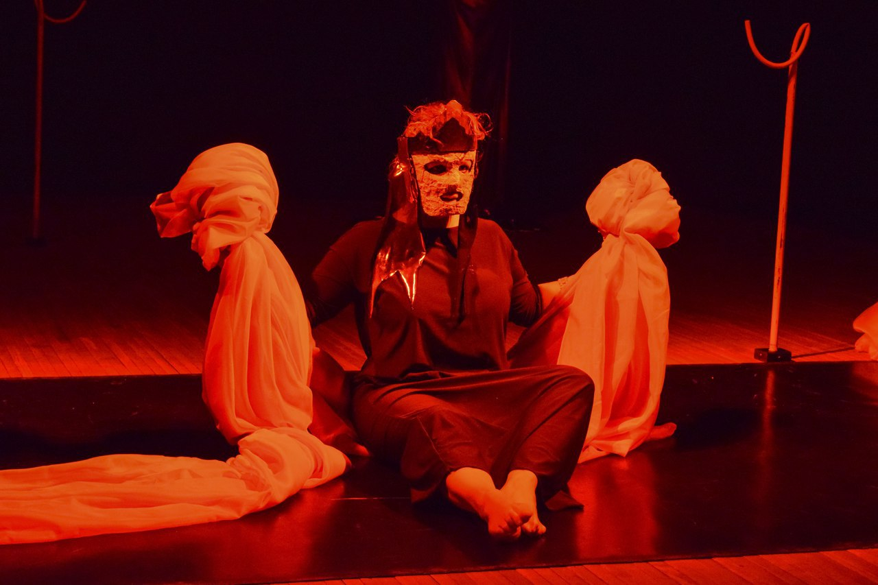 

Билеты на Триптих для одной актрисы (Новый художественный театр)