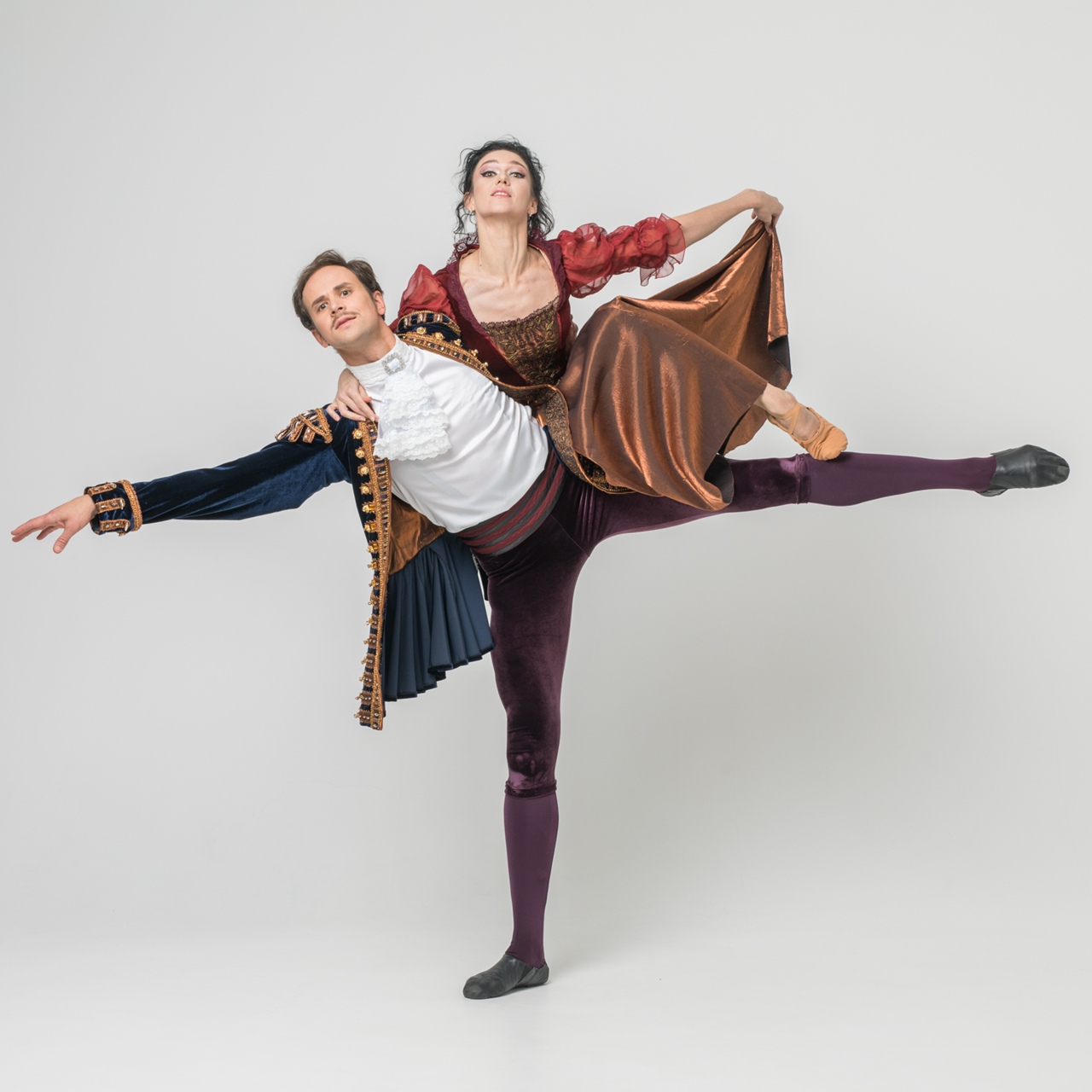 

Билеты на Страсти по Мольеру, или Маска Дон Жуана (Александринский театр)