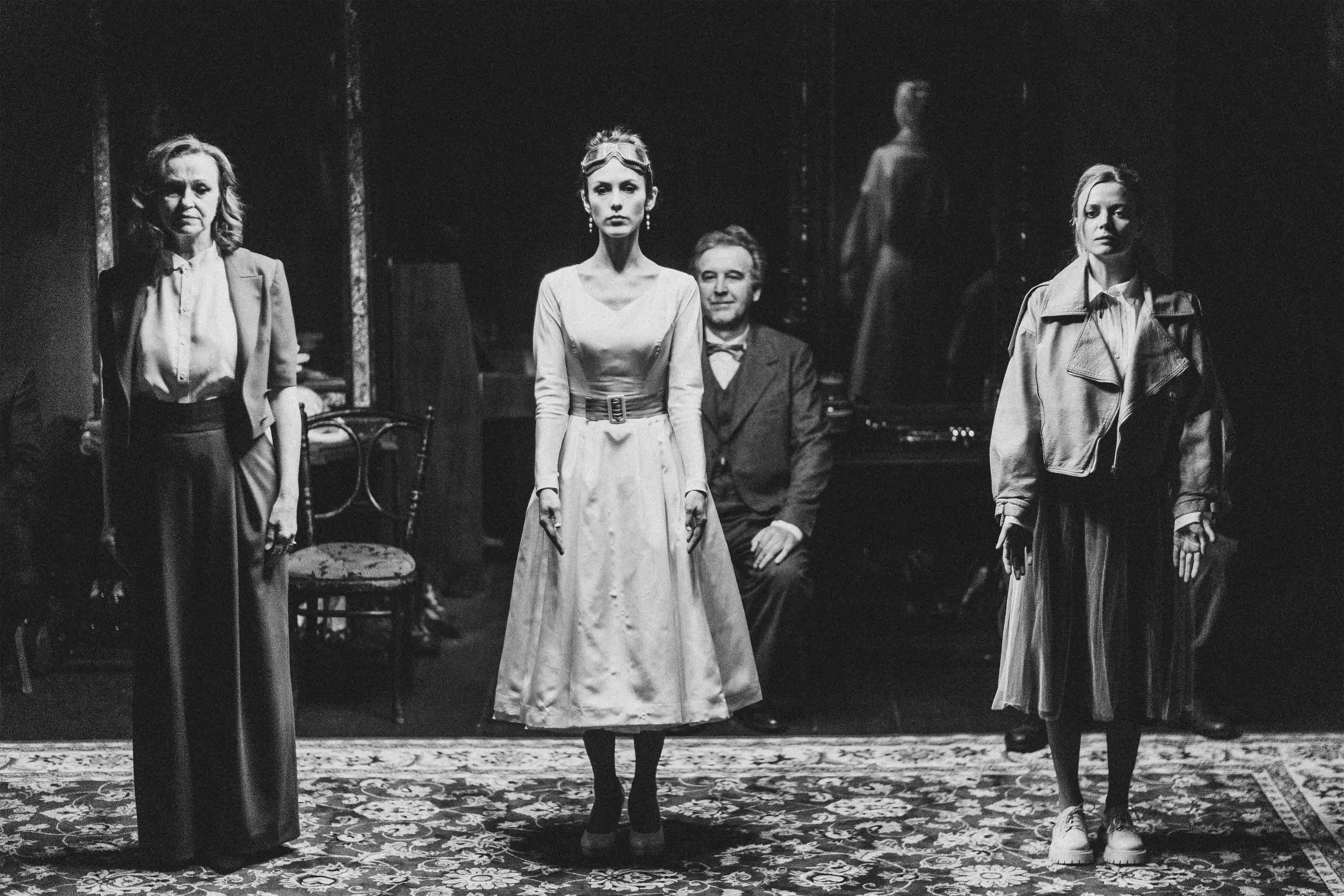 

Билеты на Ю (Театр на Покровке)