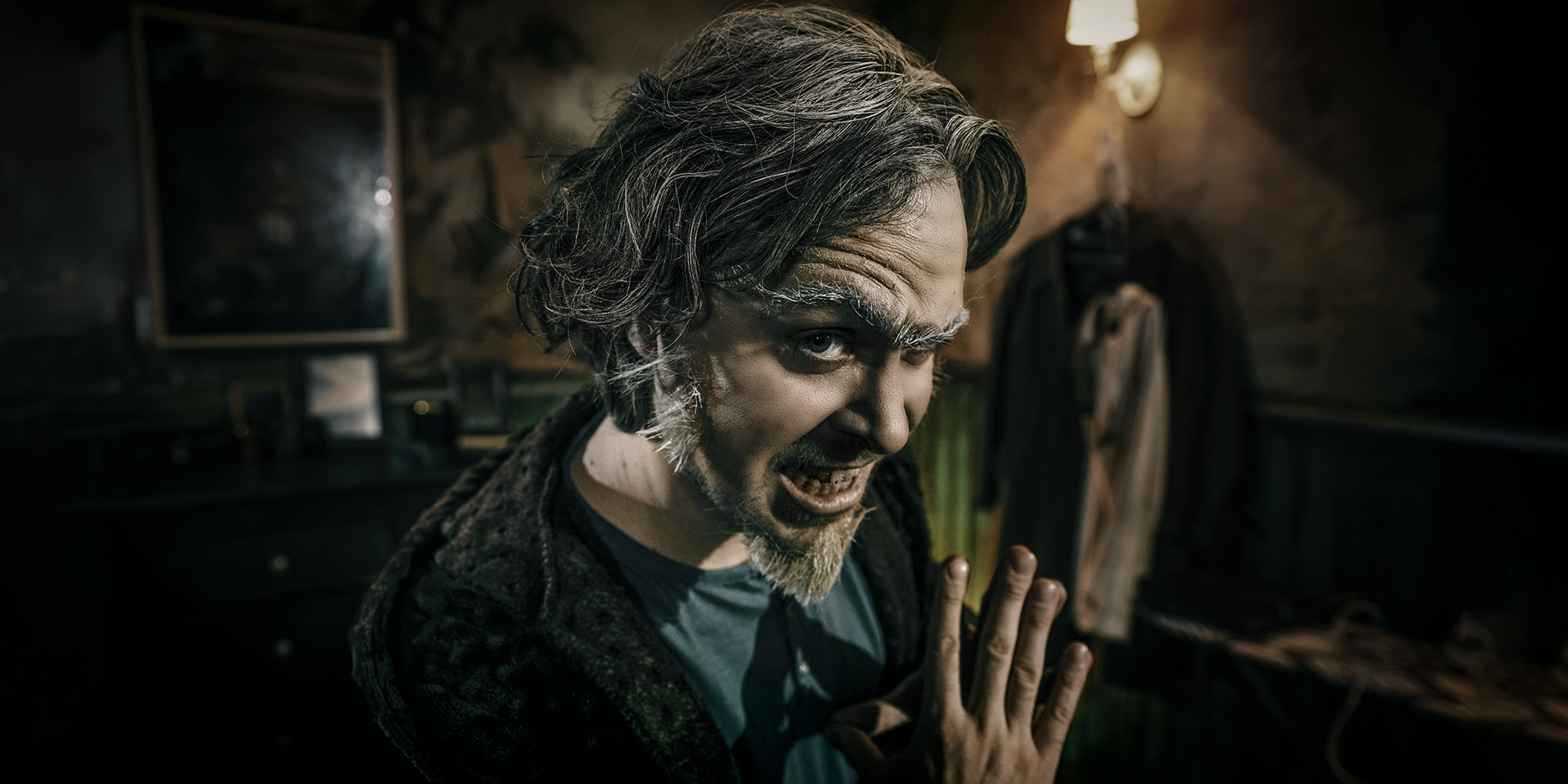 

Билеты на 33 несчастья (Клаустрофобия на Электрозаводской)