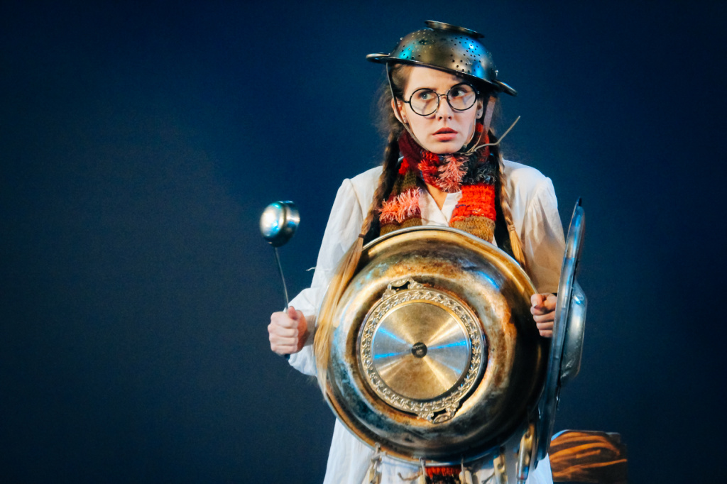 

Билеты на Там, где живут драконы (Балтийский дом)