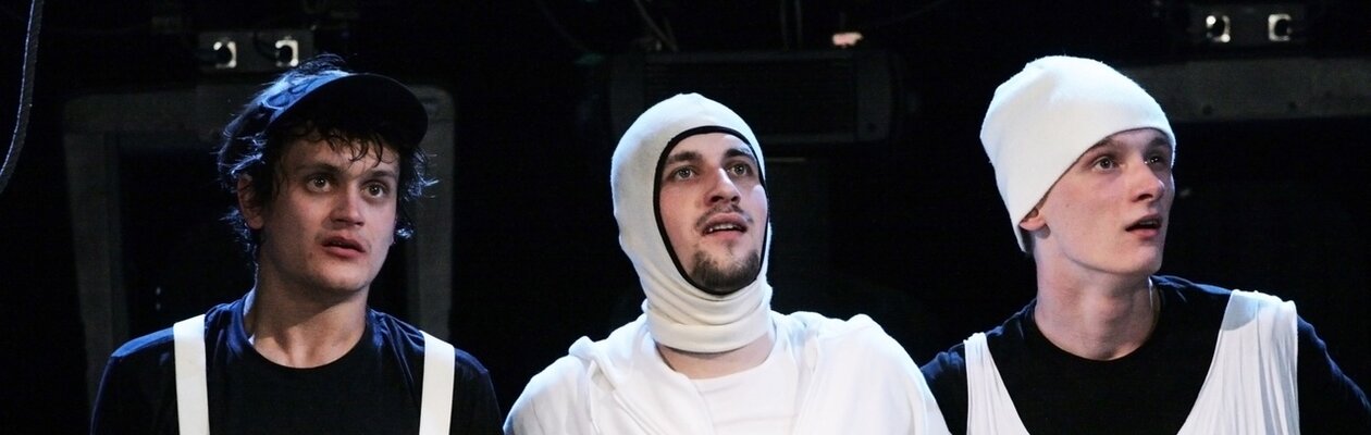 У ковчега в восемь