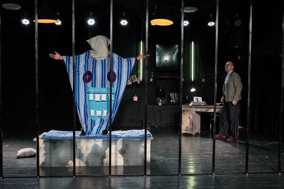 

Билеты на Человек-подушка (Русский драматический театр им. Горького)