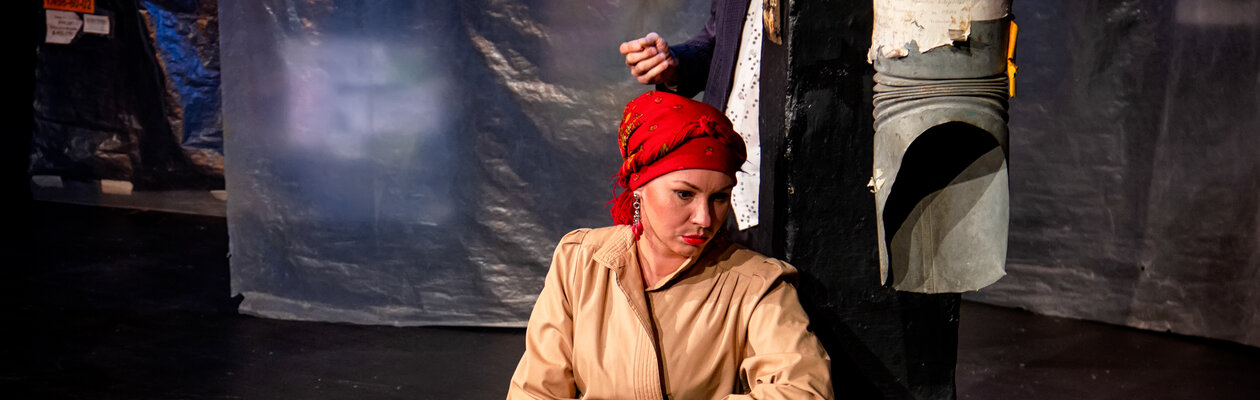 Окна, улицы, подворотни