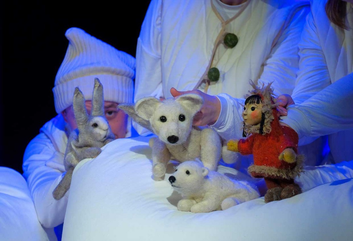 

Билеты на Северное сияние (Драматический театр)